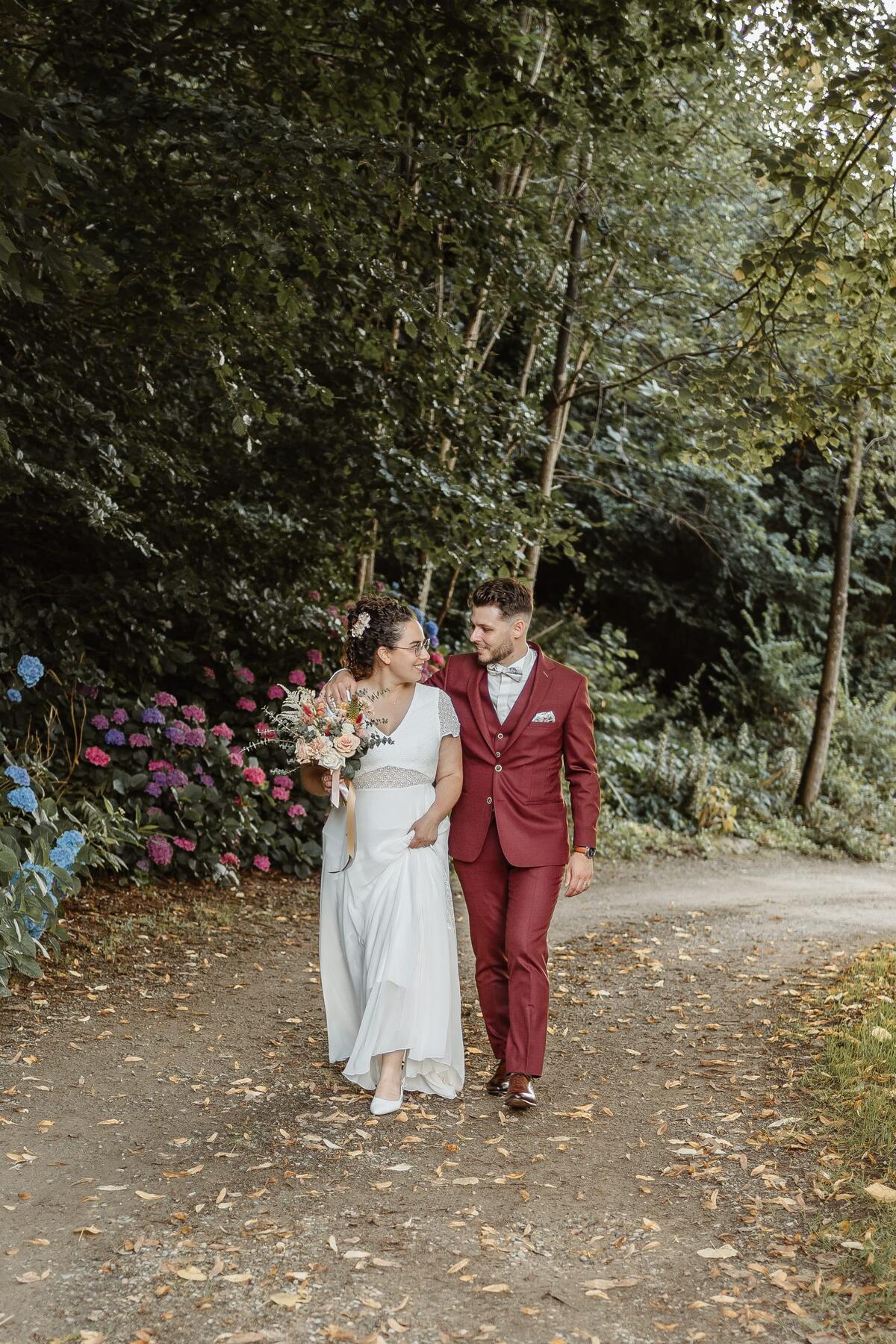 Mariage_ManonMael_couple_JustineGuillemettePhotographie-59